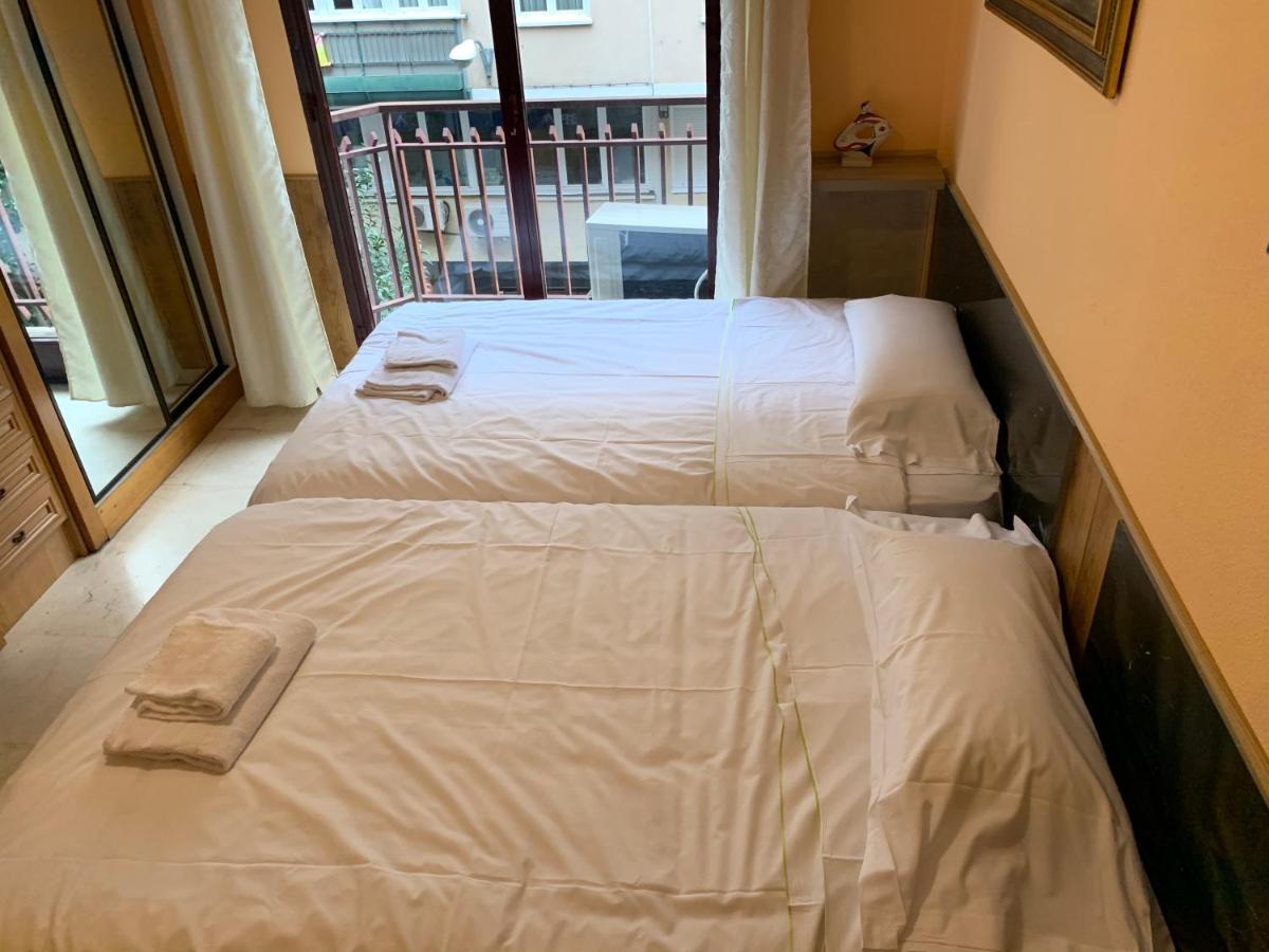 Apartamentos Y Estudios Torr En Madrid - Chamartin Con Wifi Gratis Bagian luar foto