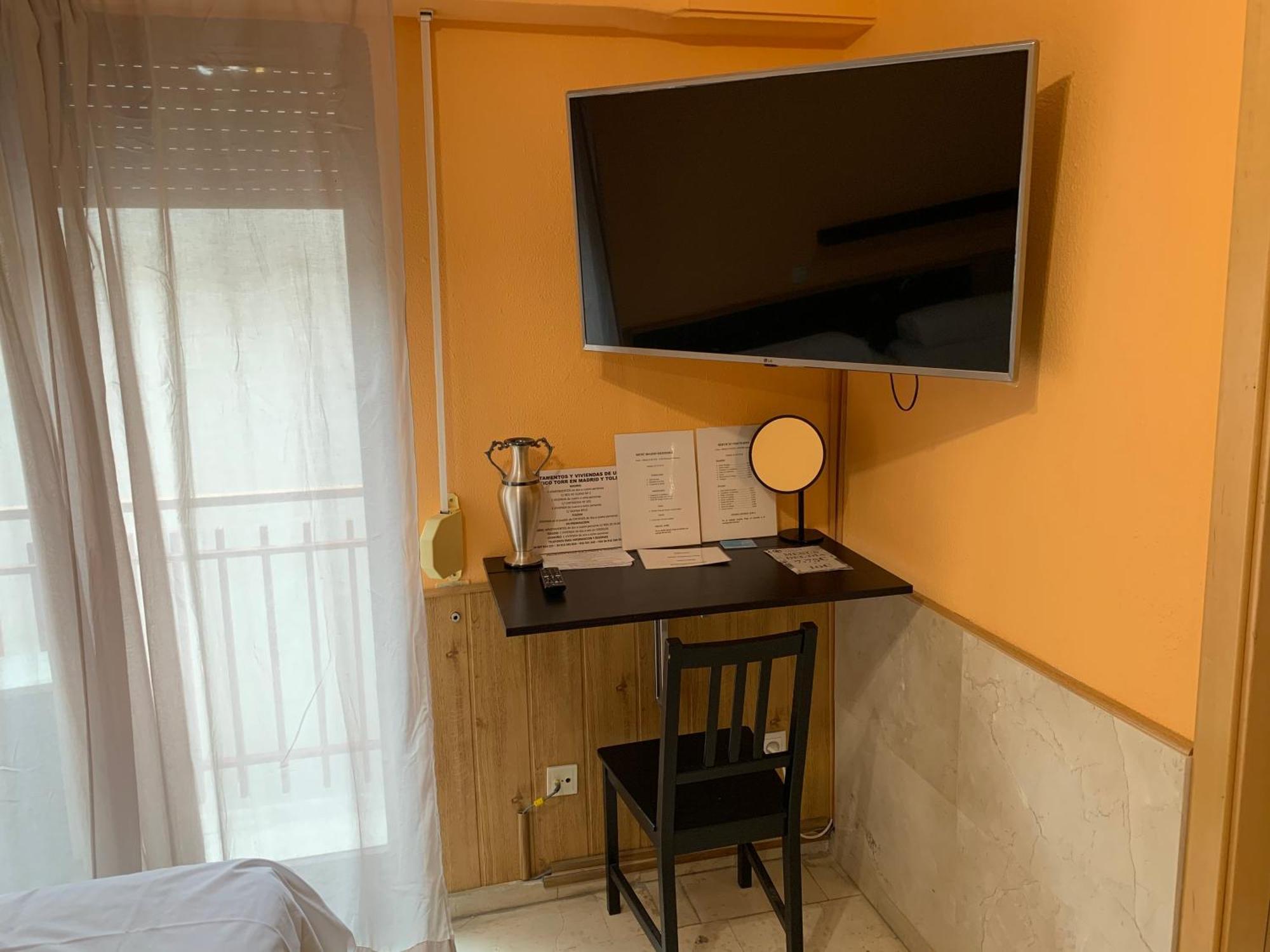 Apartamentos Y Estudios Torr En Madrid - Chamartin Con Wifi Gratis Bagian luar foto