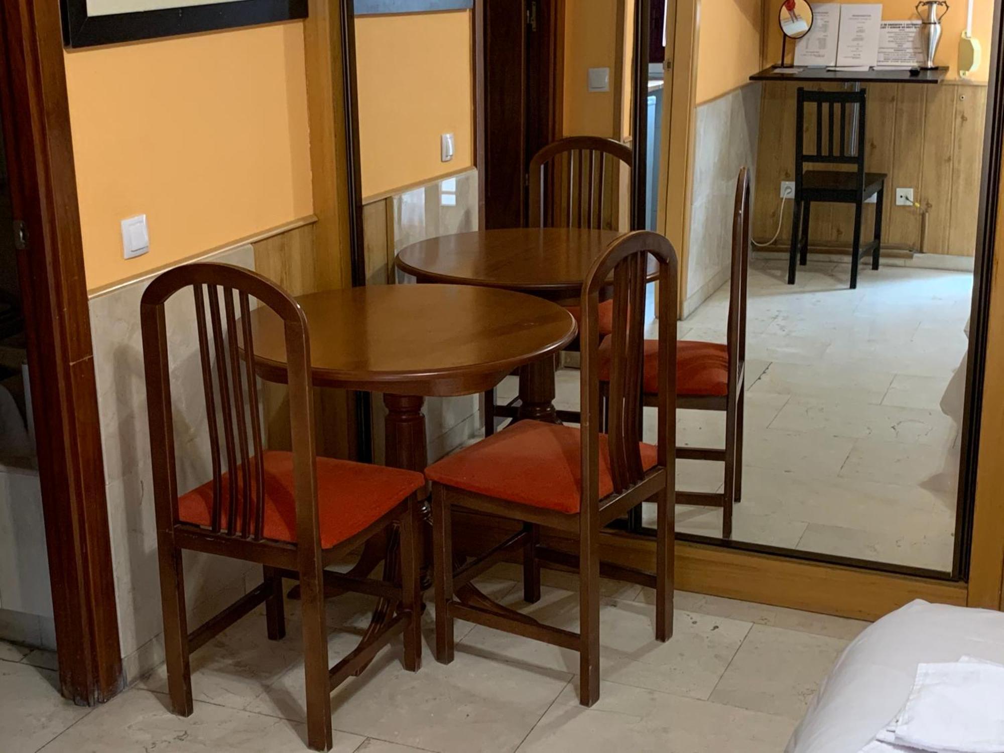 Apartamentos Y Estudios Torr En Madrid - Chamartin Con Wifi Gratis Bagian luar foto
