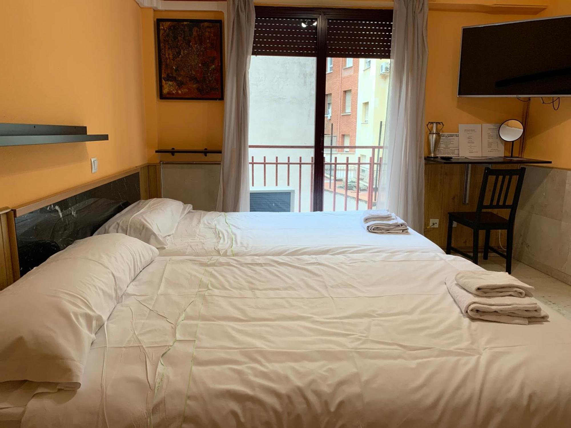 Apartamentos Y Estudios Torr En Madrid - Chamartin Con Wifi Gratis Bagian luar foto
